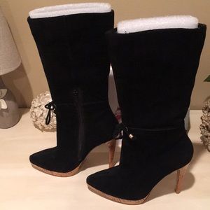 Nine West black genuine suede boots